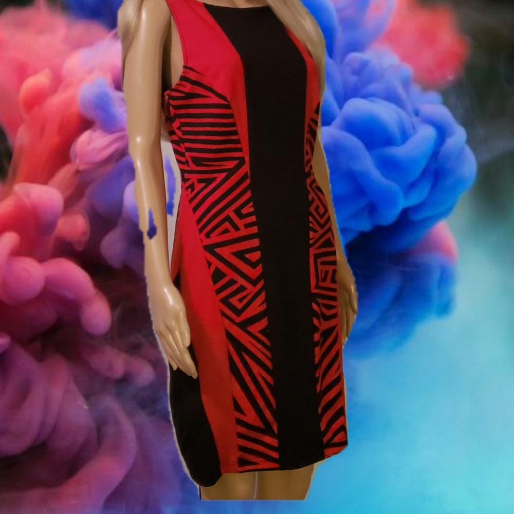 KIM KARDASHIAN DRESS - Picture 2 of 5